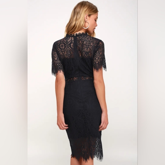 Lulu's Lace Dress - Picture 3 of 8